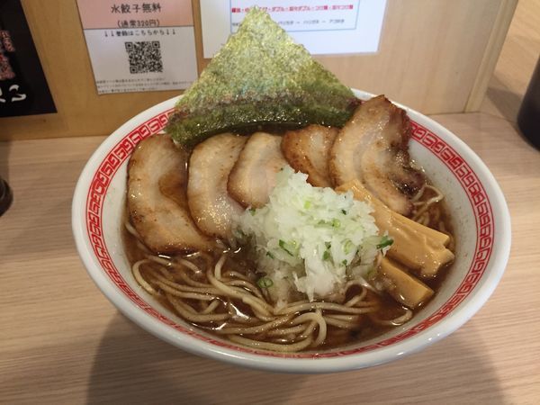 「醤油ラーメン（大盛り）＋チャーシュー」@Fusionラーメン醤太郎の写真