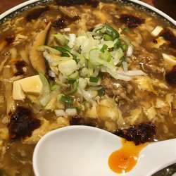 酸辣湯麺