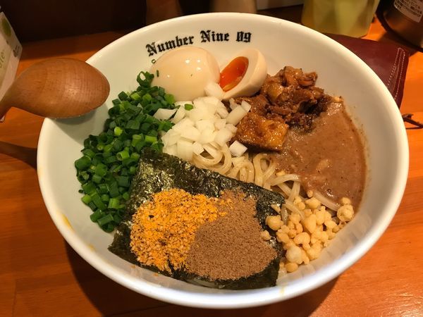 「油そば＋味玉」@麺Dining Number Nine 09の写真
