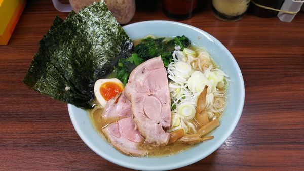 「特製ラーメン(中)」@横浜ラーメン 武蔵家 大山店の写真