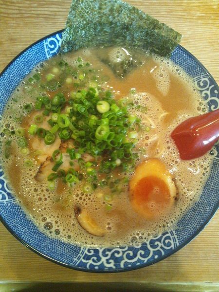 「とんこつみそ（味玉付き）」@博多ラーメン 鶴亀堂 天白平針店の写真