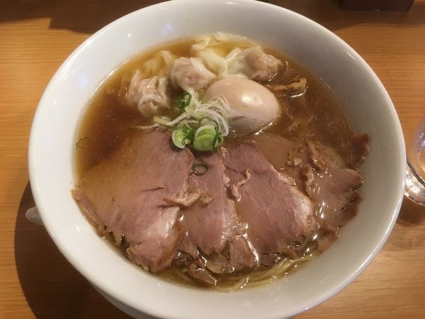 「特製中華そば970円、ワンタン3個180円」@中華そば コヨシの写真