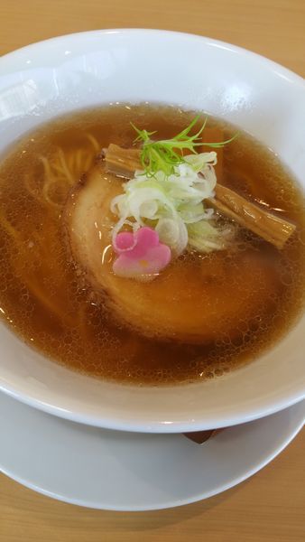 「醤油らーめん」@麺処 春の風の写真