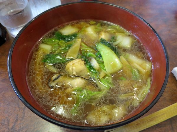 「かきうま煮らぁめん ９８０円 ※季節限定メニュー」@らぁめん工房 しんざんの写真