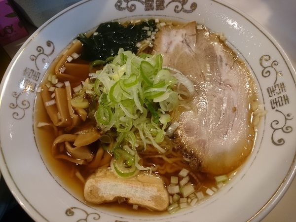 「あっさり」@煮干し中華専門店 つじ製麺所の写真