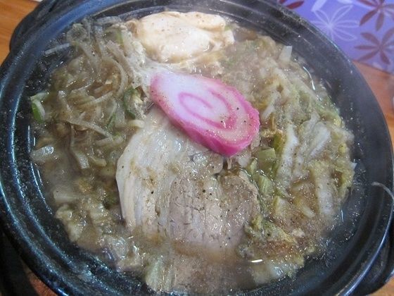 「季節限定 鍋焼きラーメン しょうゆ　800円」@ラーメン康家の写真