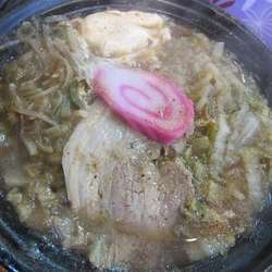 季節限定 鍋焼きラーメン しょうゆ　800円