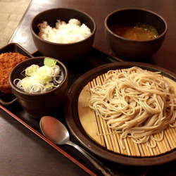 【店舗限定】当店限定メニュー(580円)＋カレー(クーポン)