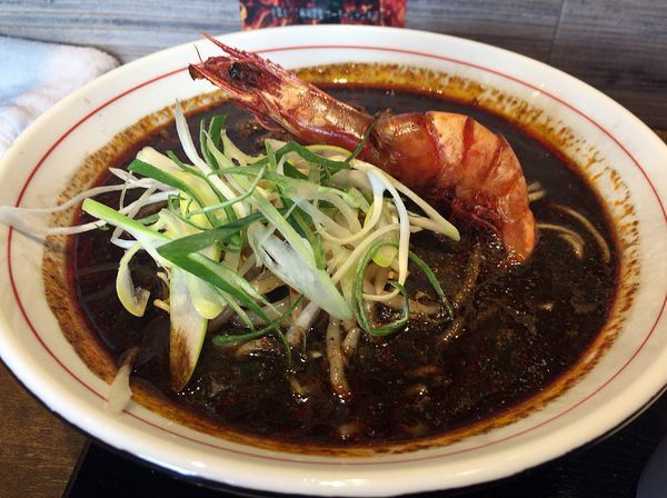 「黒海老麻辣麺（950円）」@佐藤のら～めんの写真