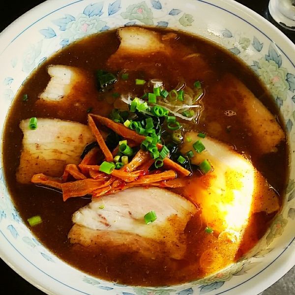 「正油チャーシューメン　８５０円」@らーめん たじま屋の写真