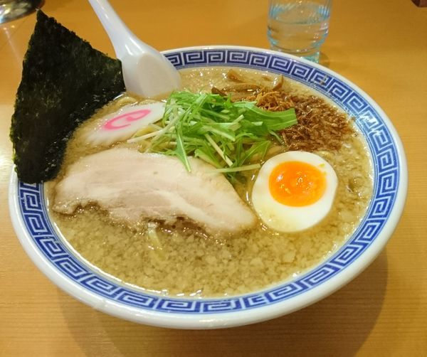 「龍神ラーメン 中太麺 中盛」@常勝軒 本庄店の写真