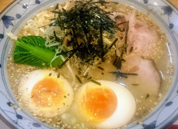 「特製うめしおらーめん」@らーめん天神下 大喜の写真