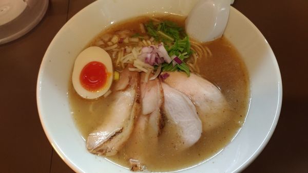 「こく塩」@鶏こく中華 すず喜の写真