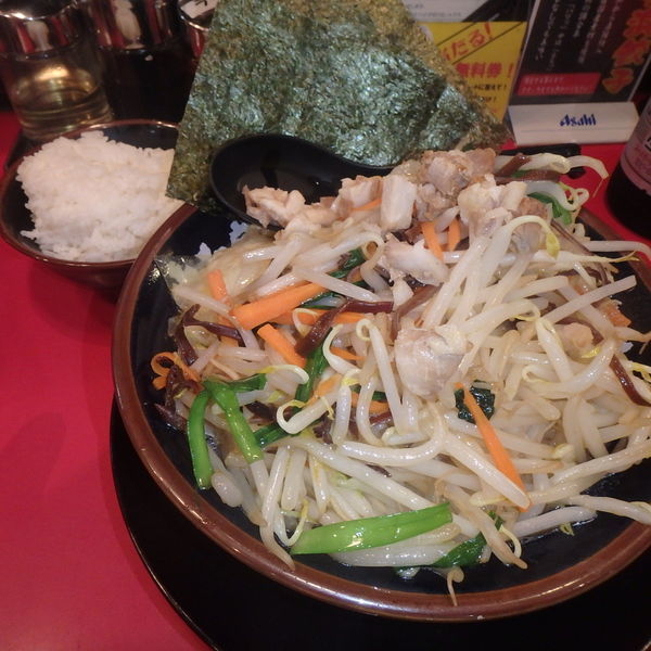 「野菜らーめん(塩) (780円)(カタ)、ライス小(50円)」@横浜家系ラーメン 日野大和家の写真