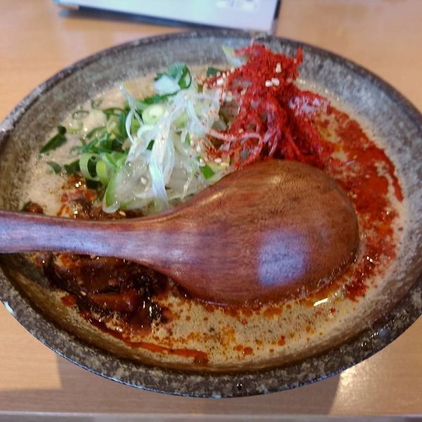 「辛口・黒胡麻坦々麺(並盛・160g)972円」@麺や 和の写真