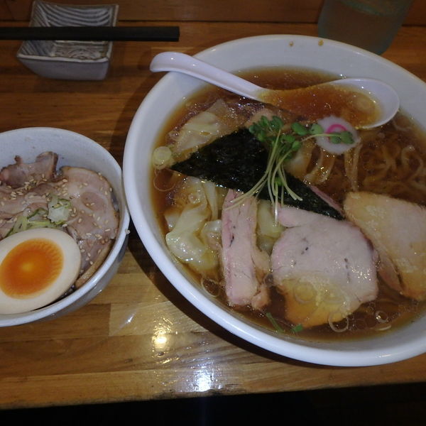 「ワンタンメン (800円)、焼豚ごはん(250円)他」@白河手打ち中華 孫市の写真