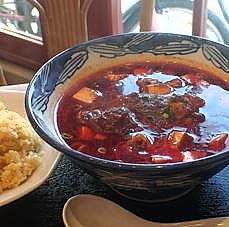 「麻婆ラーメン＋半炒飯850円」@向陽飯店の写真