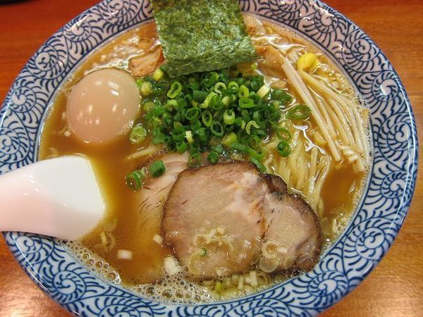 「あっさり醤油、味玉」@麺処 駒繋の写真