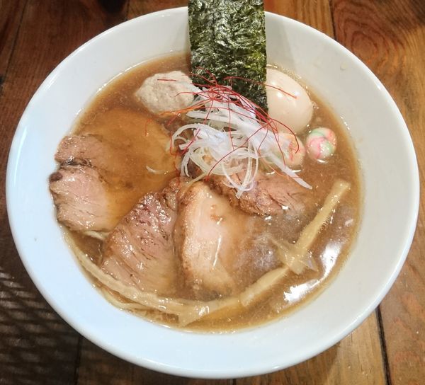 「【限定】年越し中華そば＋チャーシュー」@武麗舞の写真