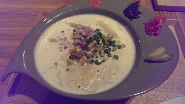「濃厚鶏白湯ラーメン、大盛」@RAMEN FACTORY TORISETSUの写真