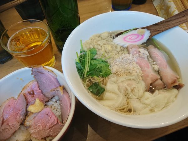 「伊勢海老とオマールエビの限定コラボSOBA1200円＋丼ぶり」@麺屋 Hulu-luの写真
