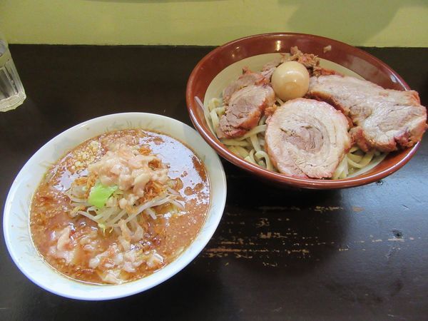 「大つけめんじろ・釜あげ（９３０円）＋麺マシ他」@めんじろの写真