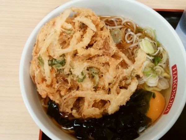 「天玉そば」@名代 箱根そば 多摩センター東口店の写真