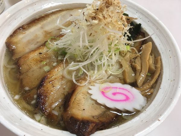 「荒煮干しバラそば(塩)」@煮干し中華専門店 つじ製麺所の写真