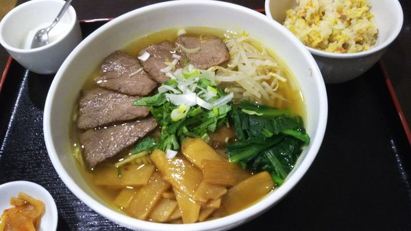 「中華カレー風味牛肉麺」@姜太公 四谷店の写真