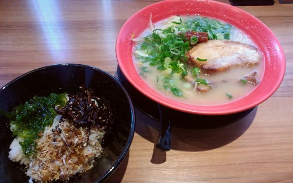 「醤そば・島めしつき」@小豆島ラーメン ヒシオ 岡山駅前店の写真