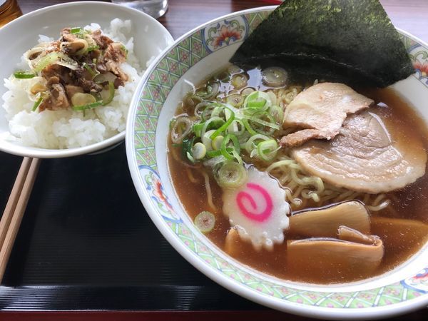 「醤油ラーメン」@釈迦堂PA（下り） 釈迦堂ラーメン食堂の写真