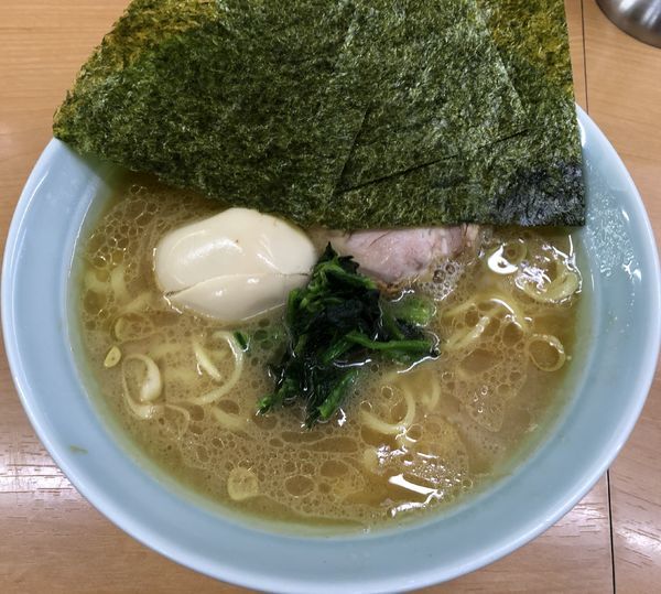 「ラーメン＋味玉（￥700＋￥80）」@横浜家系ラーメン 二代目 梅家の写真