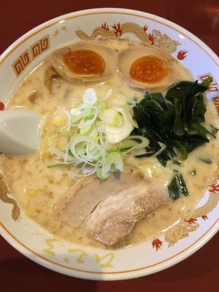 「函館塩らーめん+味玉」@北海道らーめん ひむろ 亀戸店の写真