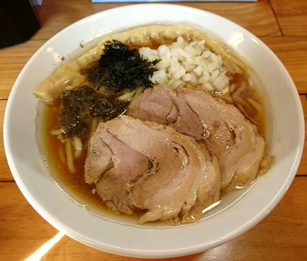 「とろみ煮干そば　太麺　台湾ごはん」@ときわ亭の写真