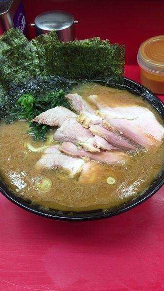 「チャーシュー麺中盛」@ラーメン杉田家の写真