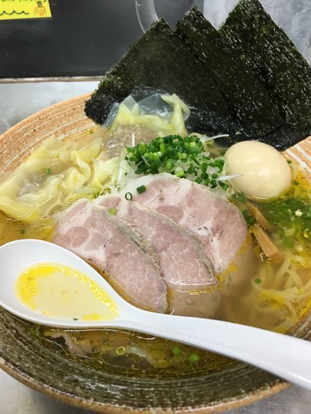 「上海蟹塩ラーメン」@覆麺 智の写真