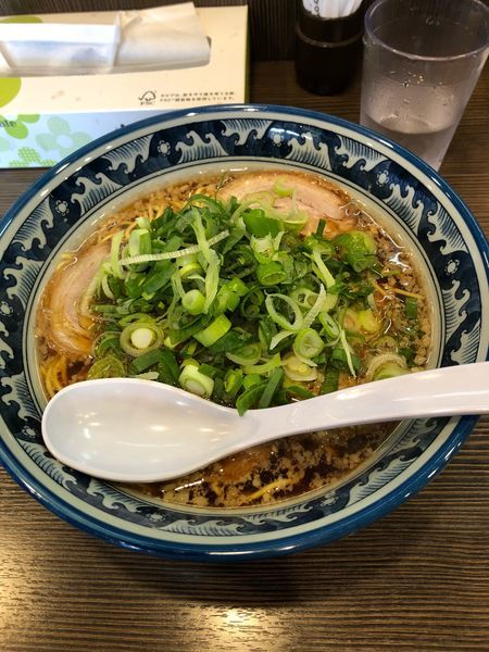 「黒らーめん＋白炒飯」@麺や京水の写真