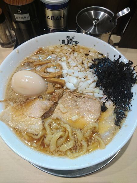 「中華そば(並) 770円 (脂少なめ) 味玉(クーポン)」@麺工 豊潤亭の写真