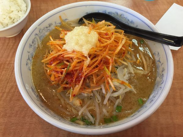 「塩ラーメン・辛ネギトッピング・ニンニクがち入れ」@くるまやラーメン 北本店の写真