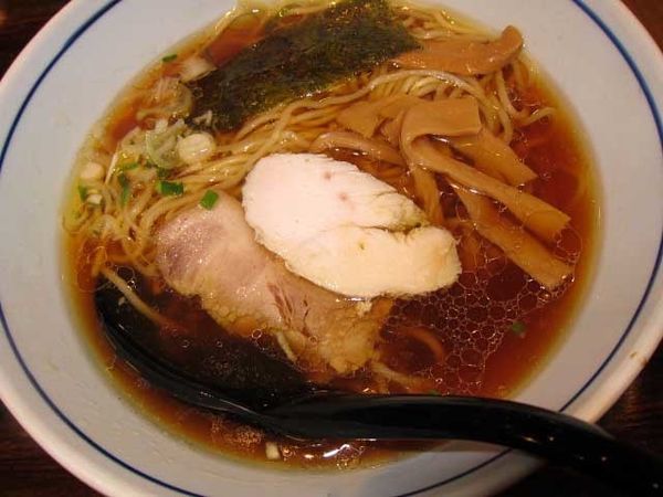 「純鶏らーめん醤油　580円」@麺処直久 新橋店の写真