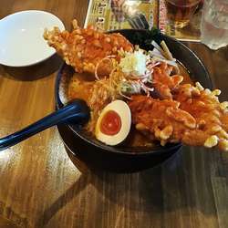 ドデカ唐揚げ辛味噌ラーメン