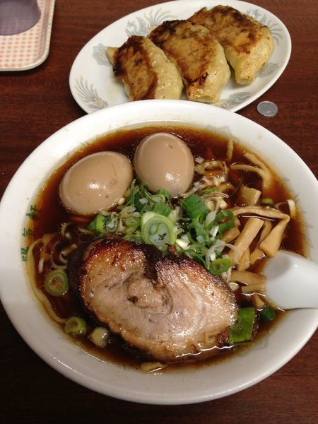 「陽気ラーメン600円 Bセット(餃子3ケ250円)」@陽気軒の写真