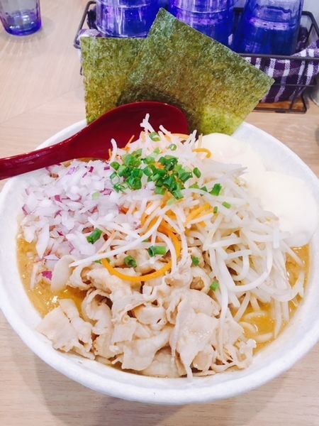 「みそらーめん　もりだくさん」@麺小屋 てちの写真