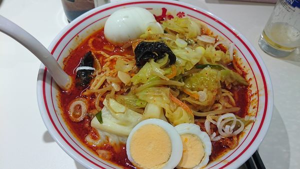 「北極やさい 辛さ2倍 ゆで玉子(クーポン)」@蒙古タンメン中本 横浜店の写真