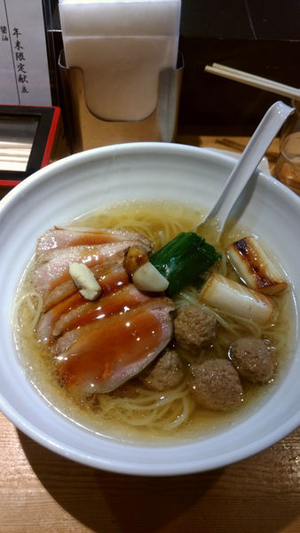 「塩鴨なんば/鴨増し1600円＋日本酒」@ラーメン 巌哲の写真