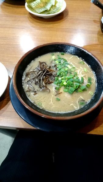 「ラーメン はりがね 海苔」@博多長浜らーめん ぼたんの写真