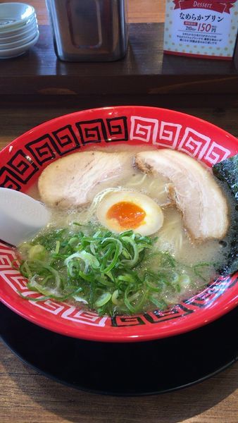 「とんこつラーメン」@中るラーメン 久留米バイパス店の写真