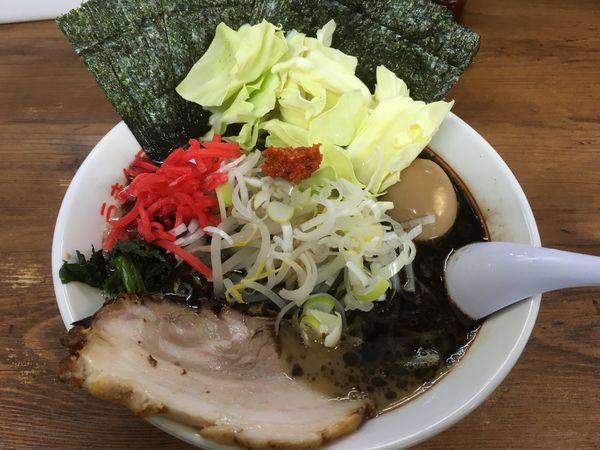 「黒うまいラーメン（全部入り）」@松福 本店の写真