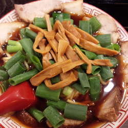 チャーシュー麺中盛り