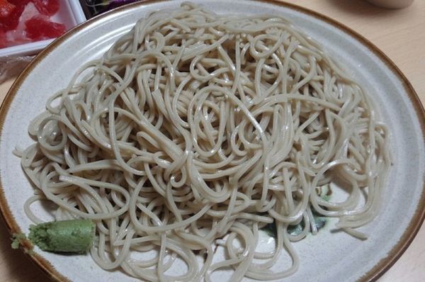 「年越し蕎麦３人前1200円×２」@そばのやまっくの写真